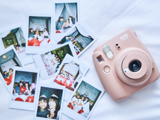 チェキ&自撮り棒無料レンタル