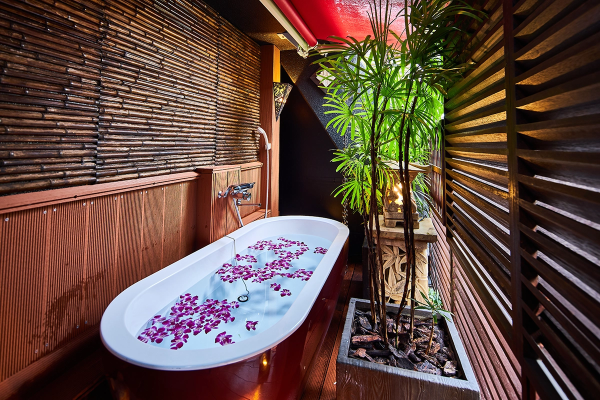 private open-air bath