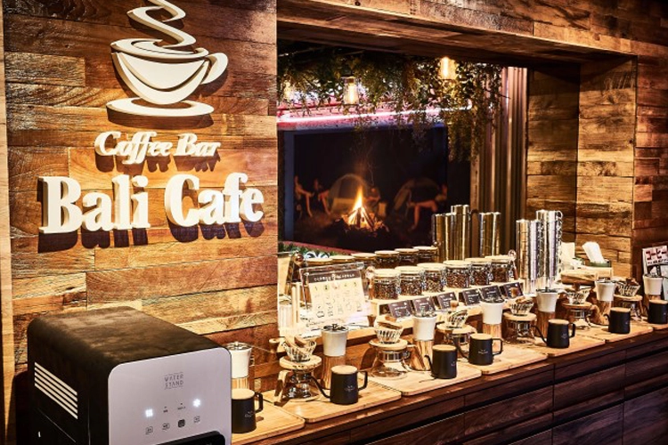 焼きたてパン&挽きたてコーヒー